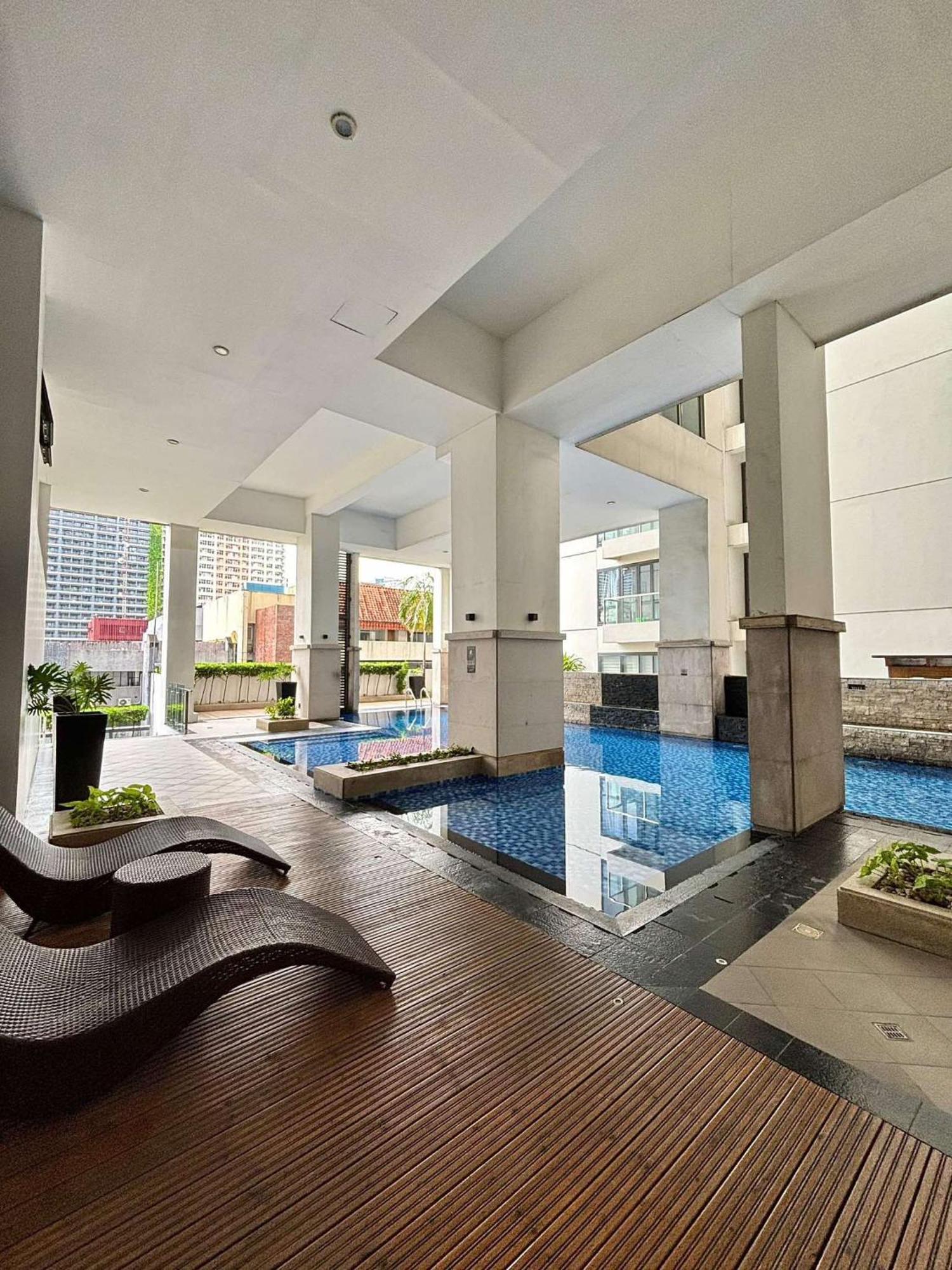 Greenbelt Hamilton Tower 1 Legazpi Makati City Ngoại thất bức ảnh