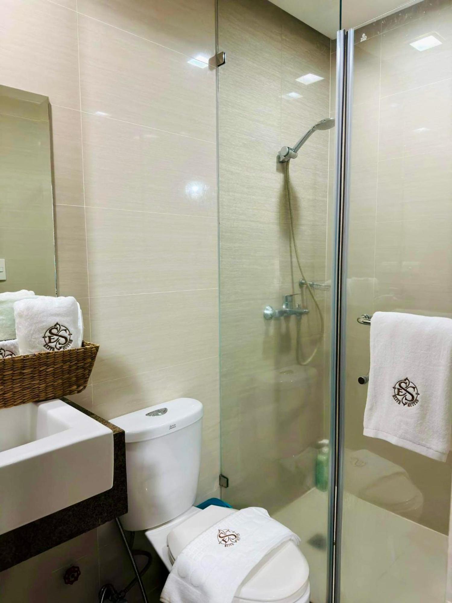 Greenbelt Hamilton Tower 1 Legazpi Makati City Ngoại thất bức ảnh
